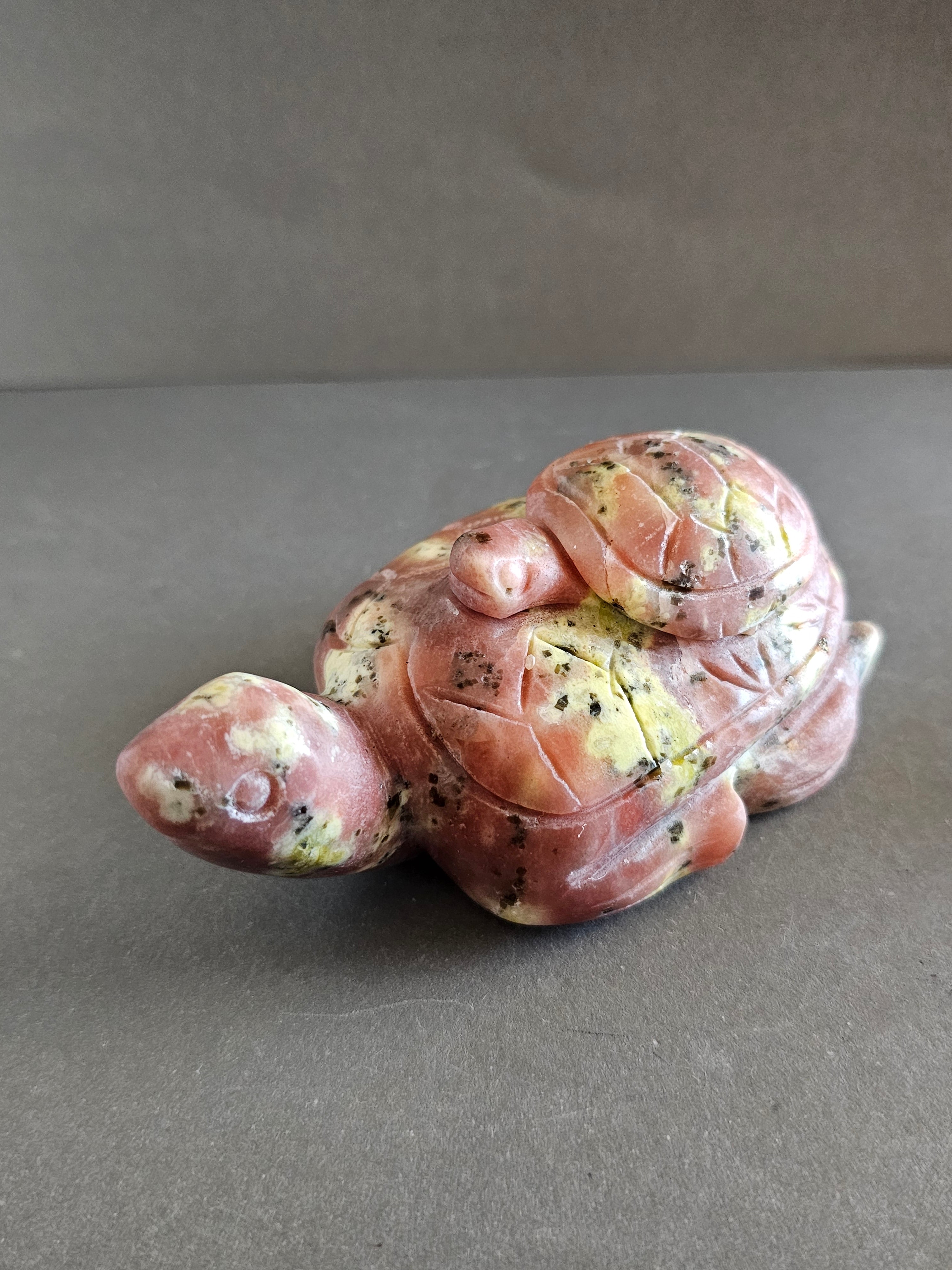 Peach Blossom Jasper Mom & Baby Turtle – Love & Nurturing Crystal Carving | 4 Inches