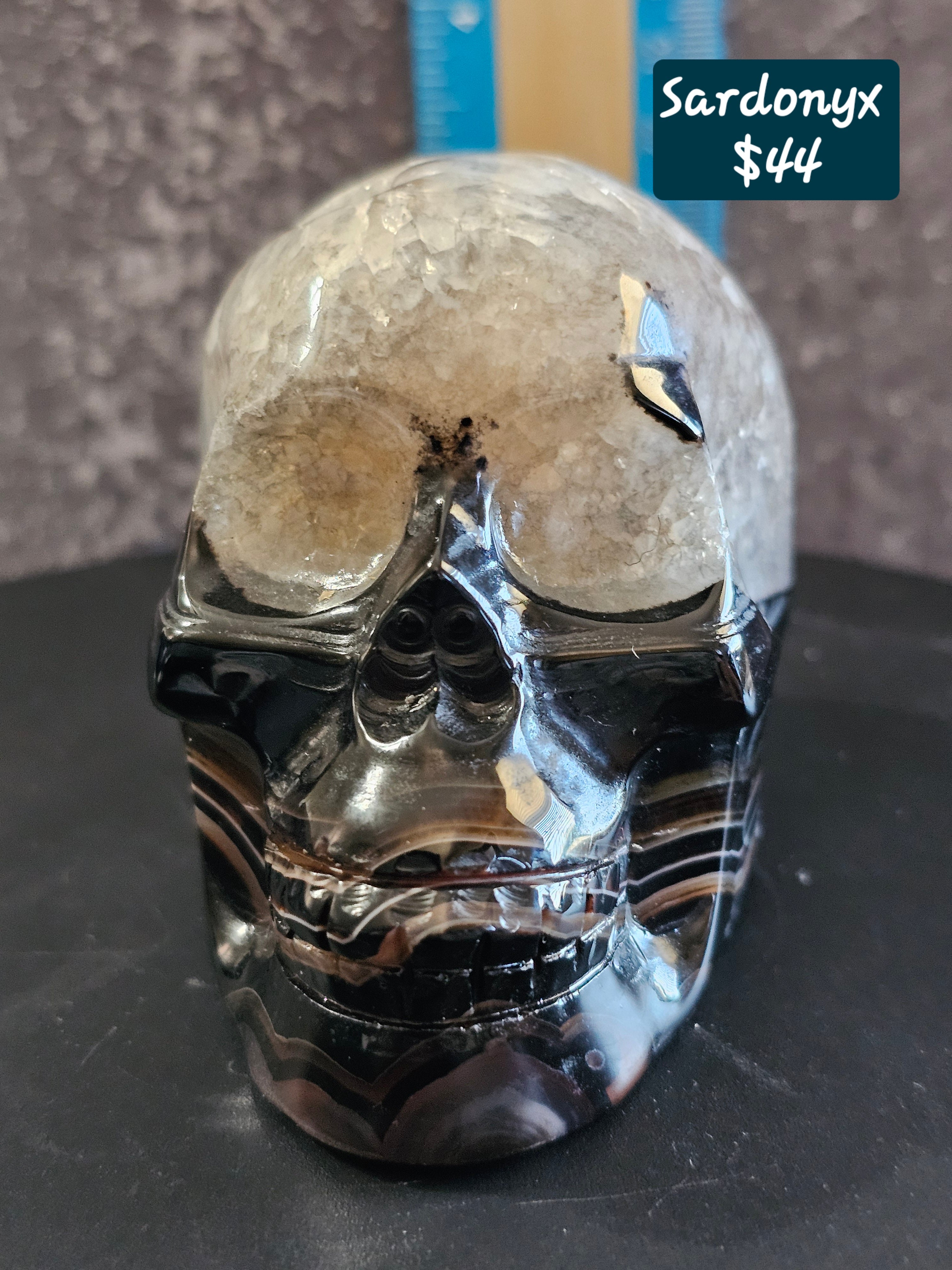 Sardonyx Skull