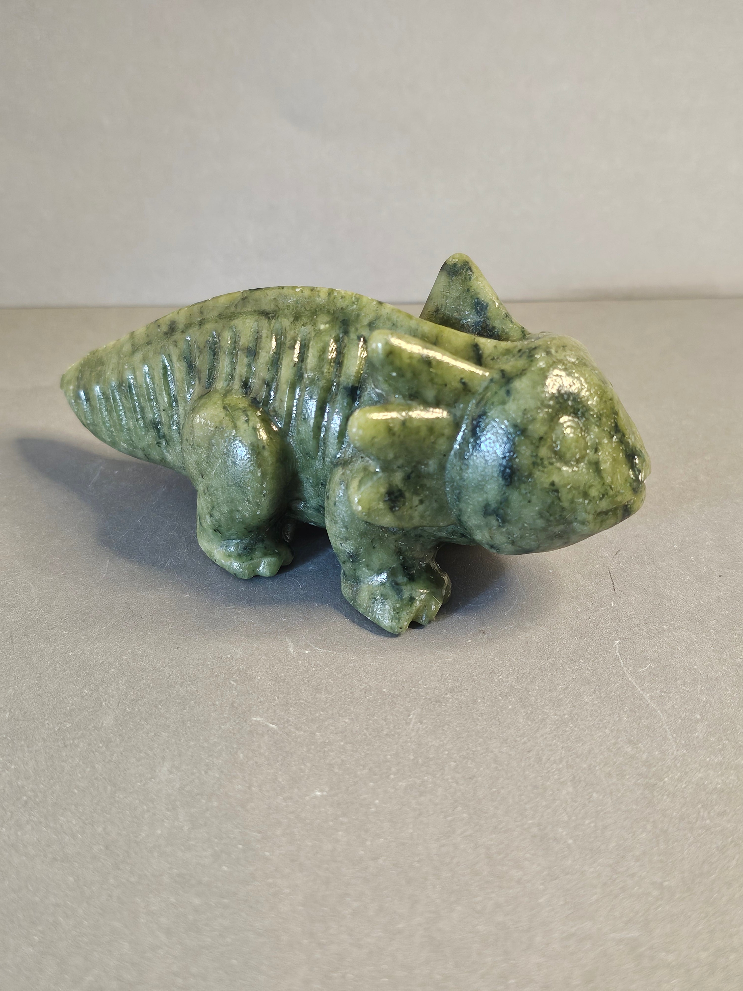 Jade Axolotl – Regeneration & Calm Crystal Carving | 3.5 Inches
