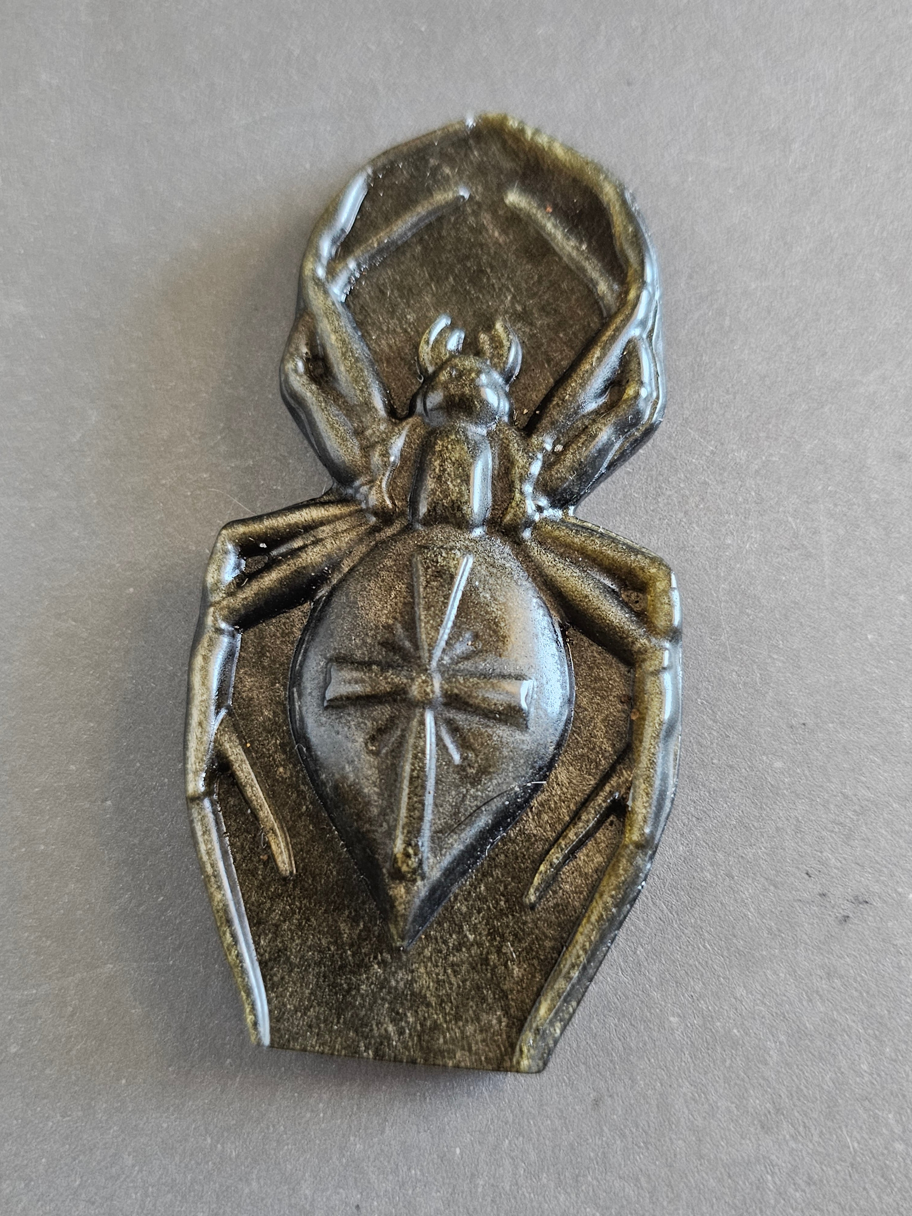 Long Obsidian Spider – Silver Sheen or Golden Obsidian | 3.5 Inches