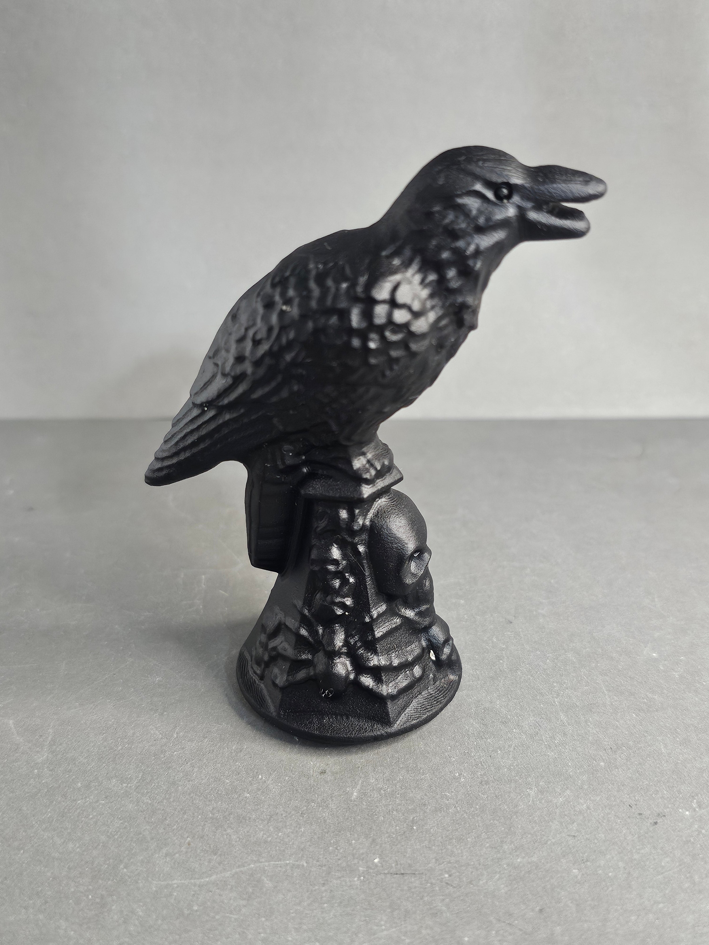 Obsidian Raven on Skull Pedestal – 3.5" Gothic Collector Carving