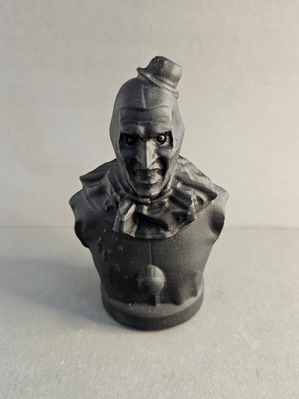 Obsidian Art the Clown – Terrifier Inspired Horror Crystal Carving | 4.5 Inches