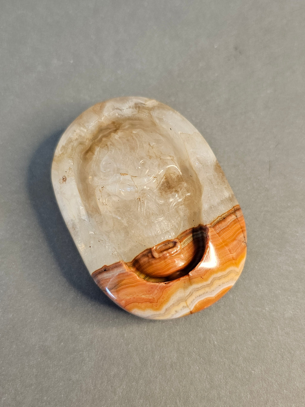 Lace Agate Skull Palm Stone – Calming Crystal Carving | 2.75 Inches