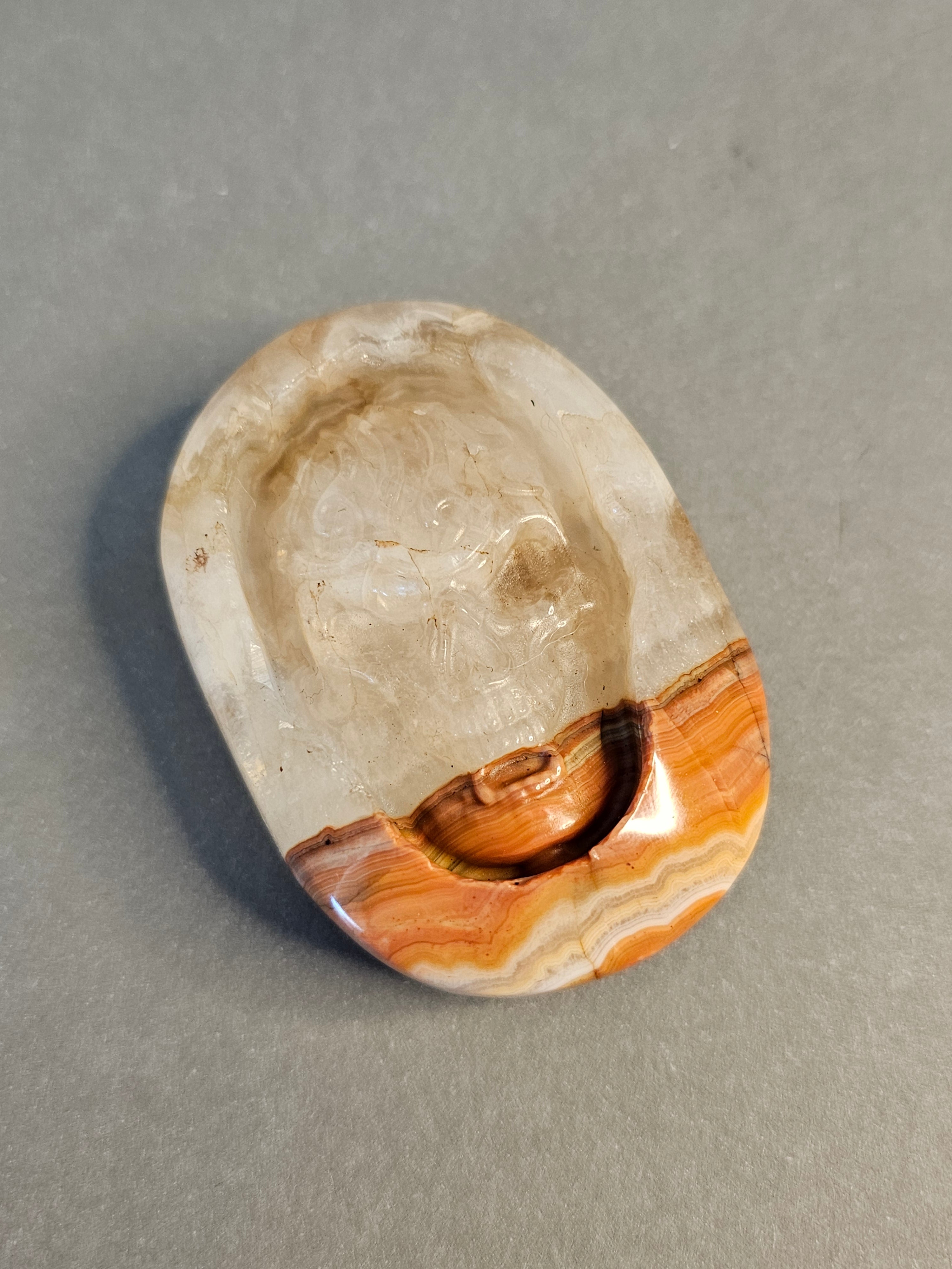 Lace Agate Skull Palm Stone – Calming Crystal Carving | 2.75 Inches