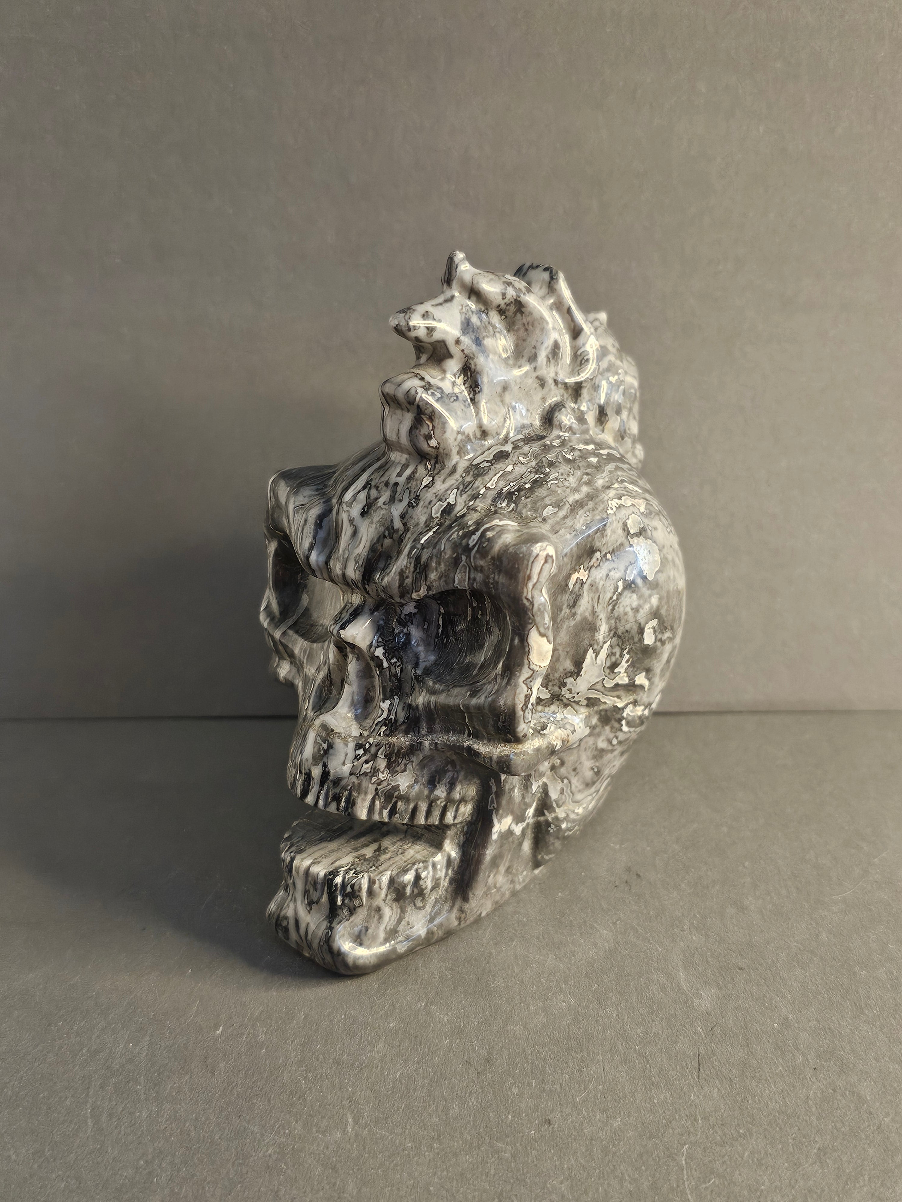 Picasso Jasper Skull with Mohawk – Grounding & Creative Energy Crystal Carving | 4 Inches