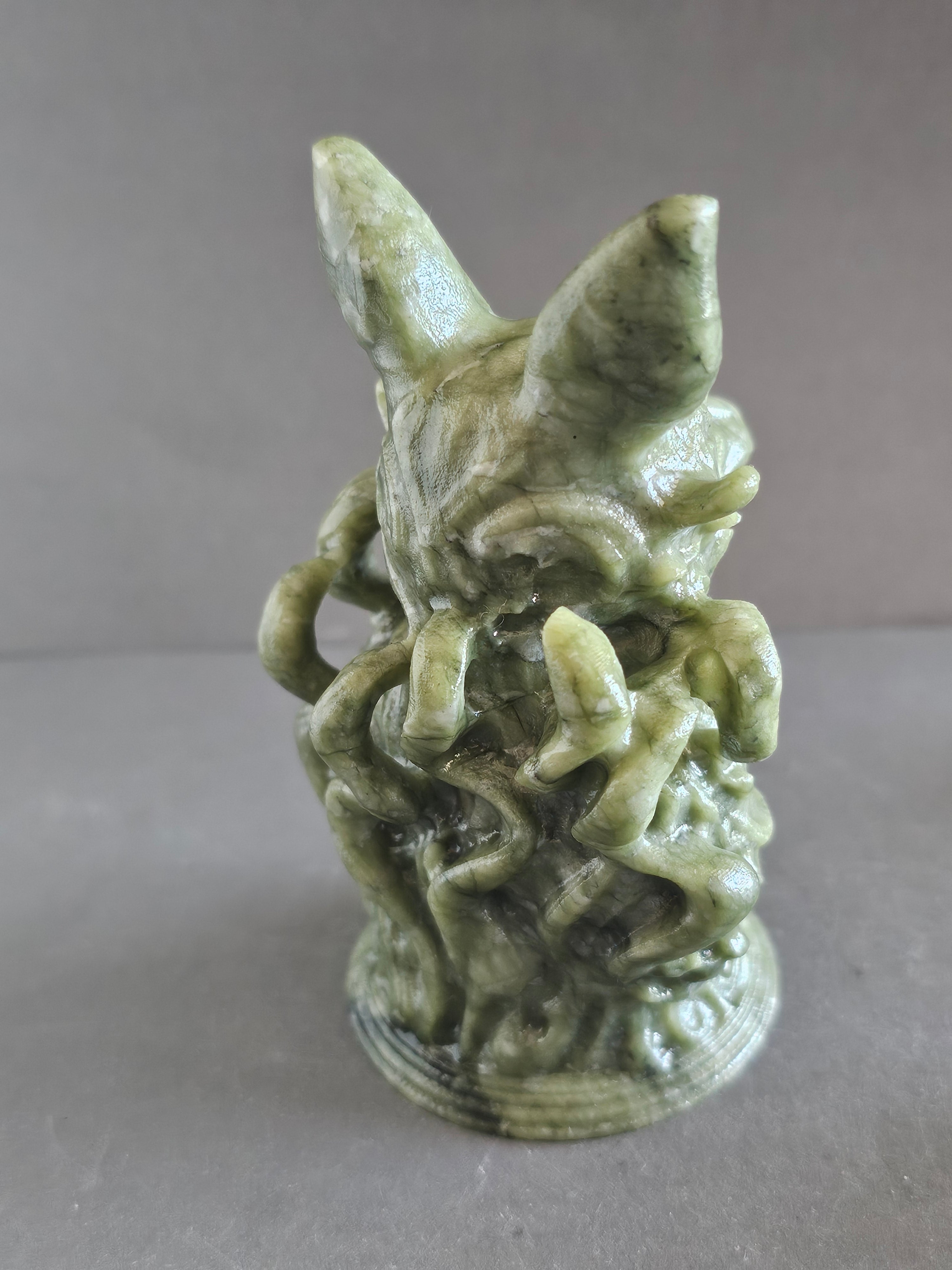 Jade Fantasy Wolf Bust – 4” Tall | Protection, Intuition & Guardian Spirit Crystal