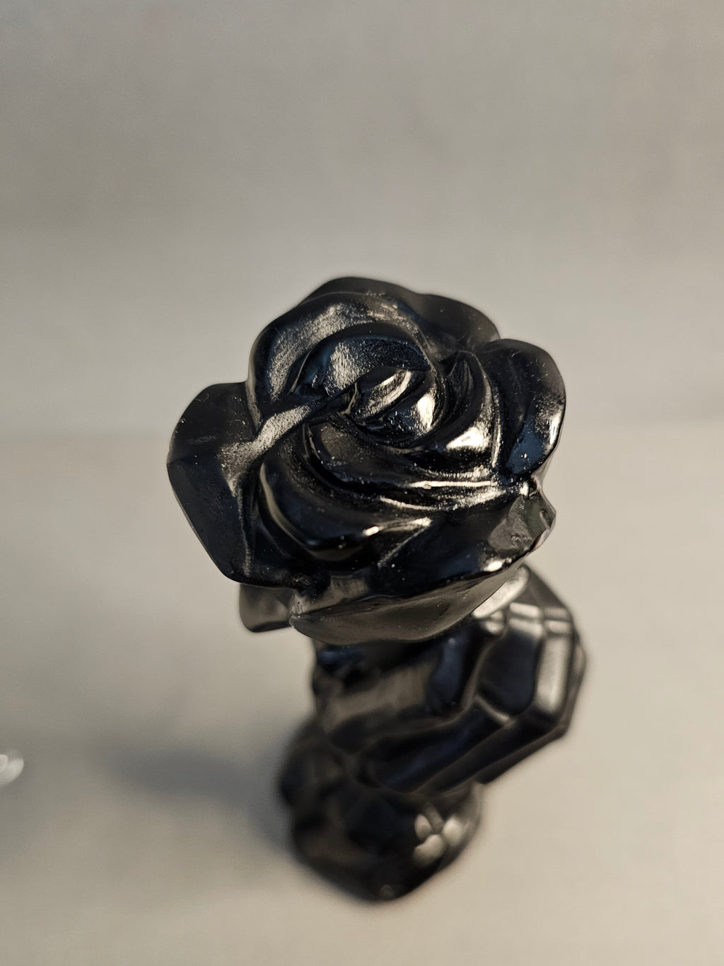 Obsidian Skeleton Hand Holding a Rose – Gothic Crystal Carving | 6 Inches