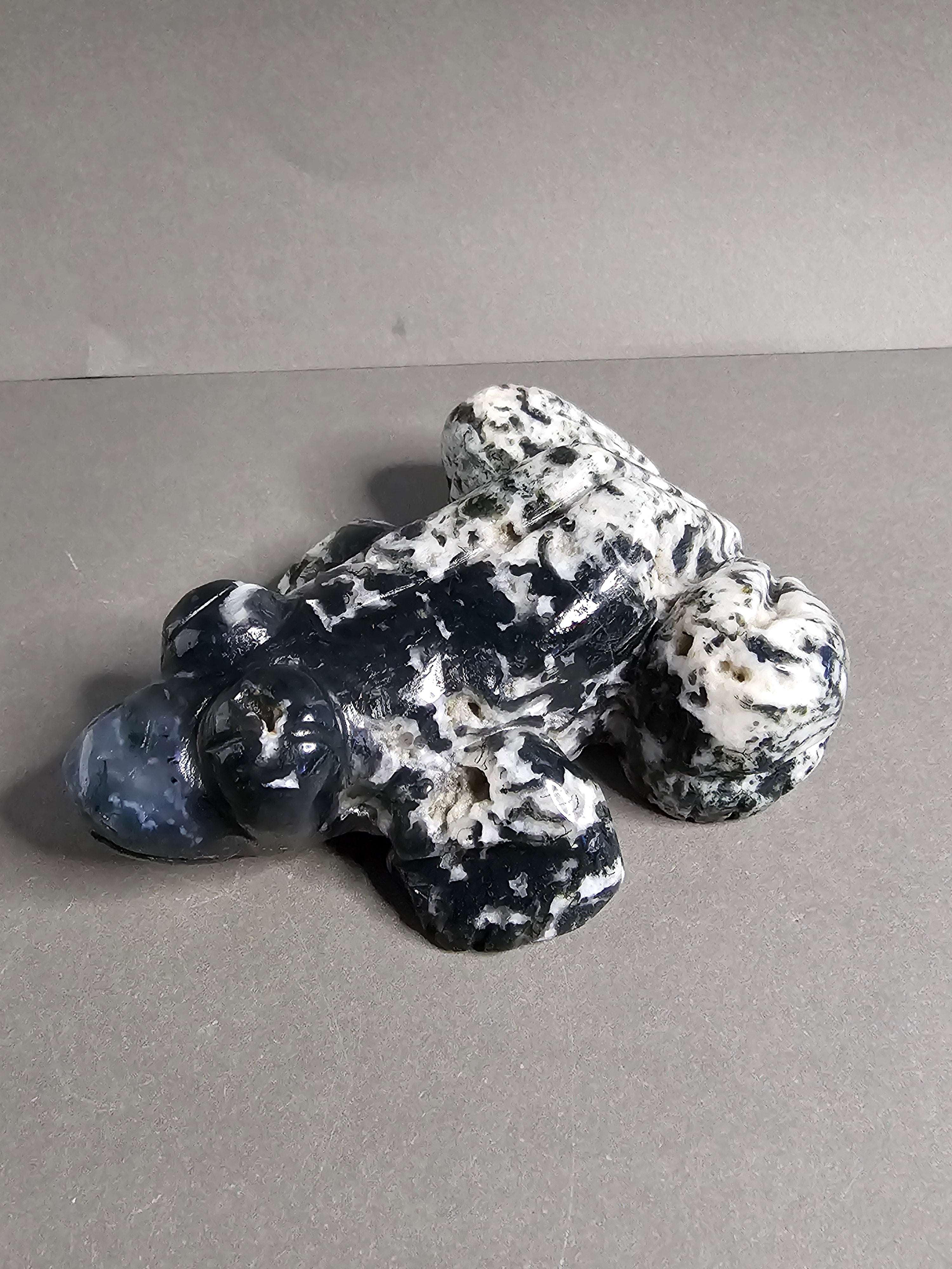 Moss Agate Frog Carving – 3.5" Crystal Frog Figurine