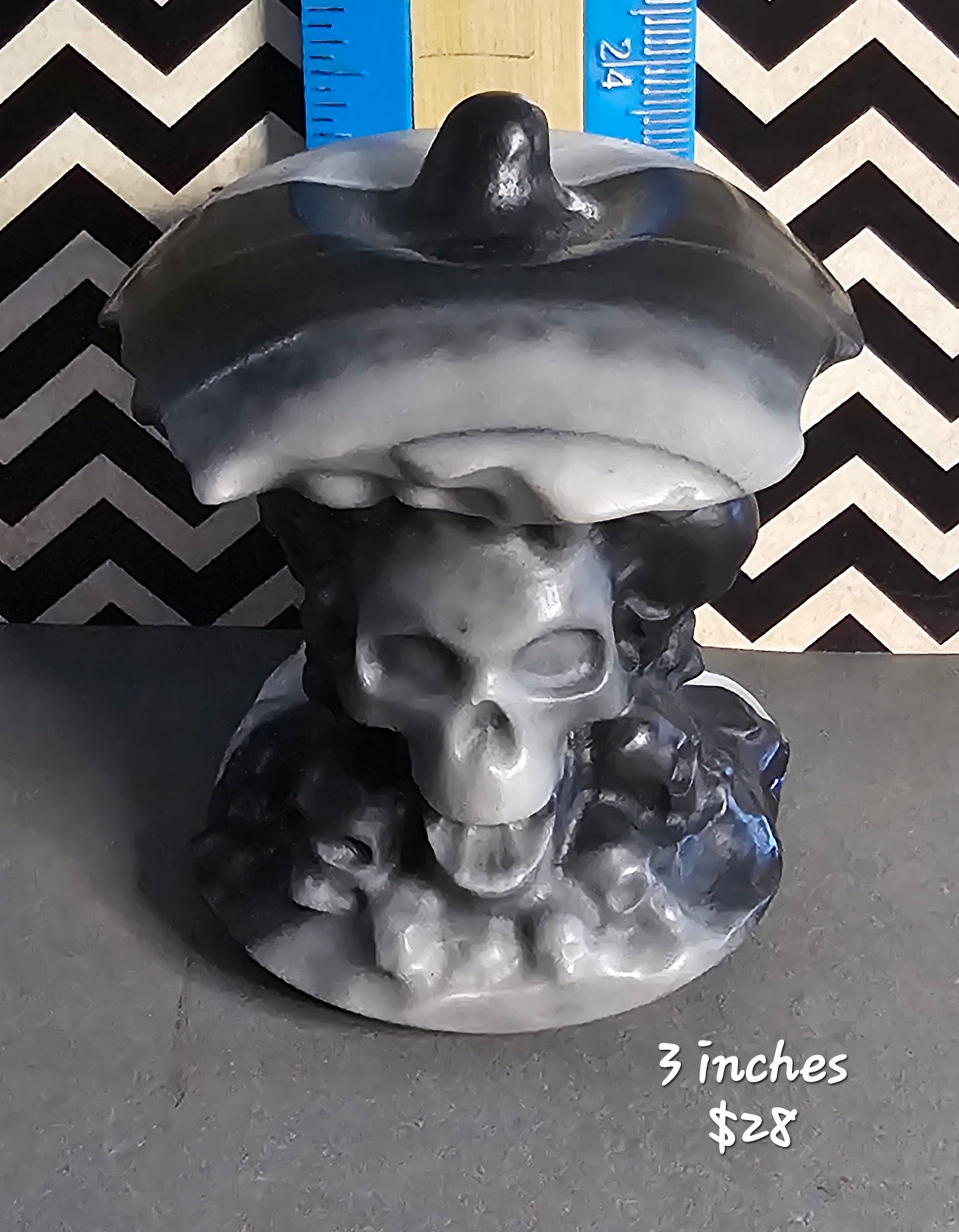 Skull Apple Cores