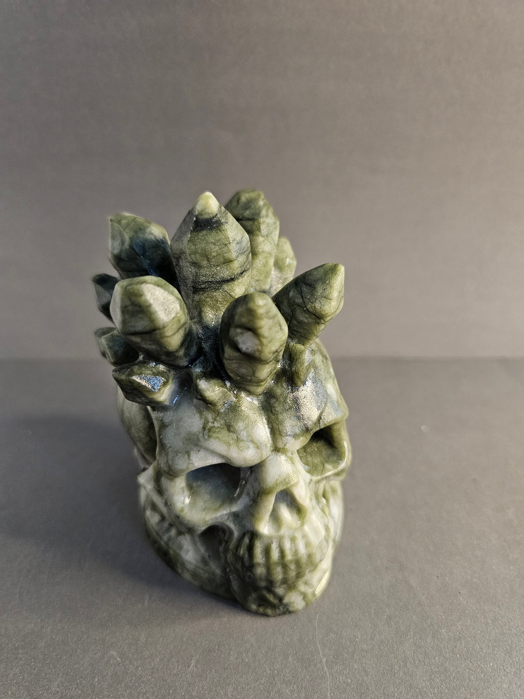 Yushu Jade Skull with Cluster Points – Growth & Wisdom Crystal Carving | 4 Inches
