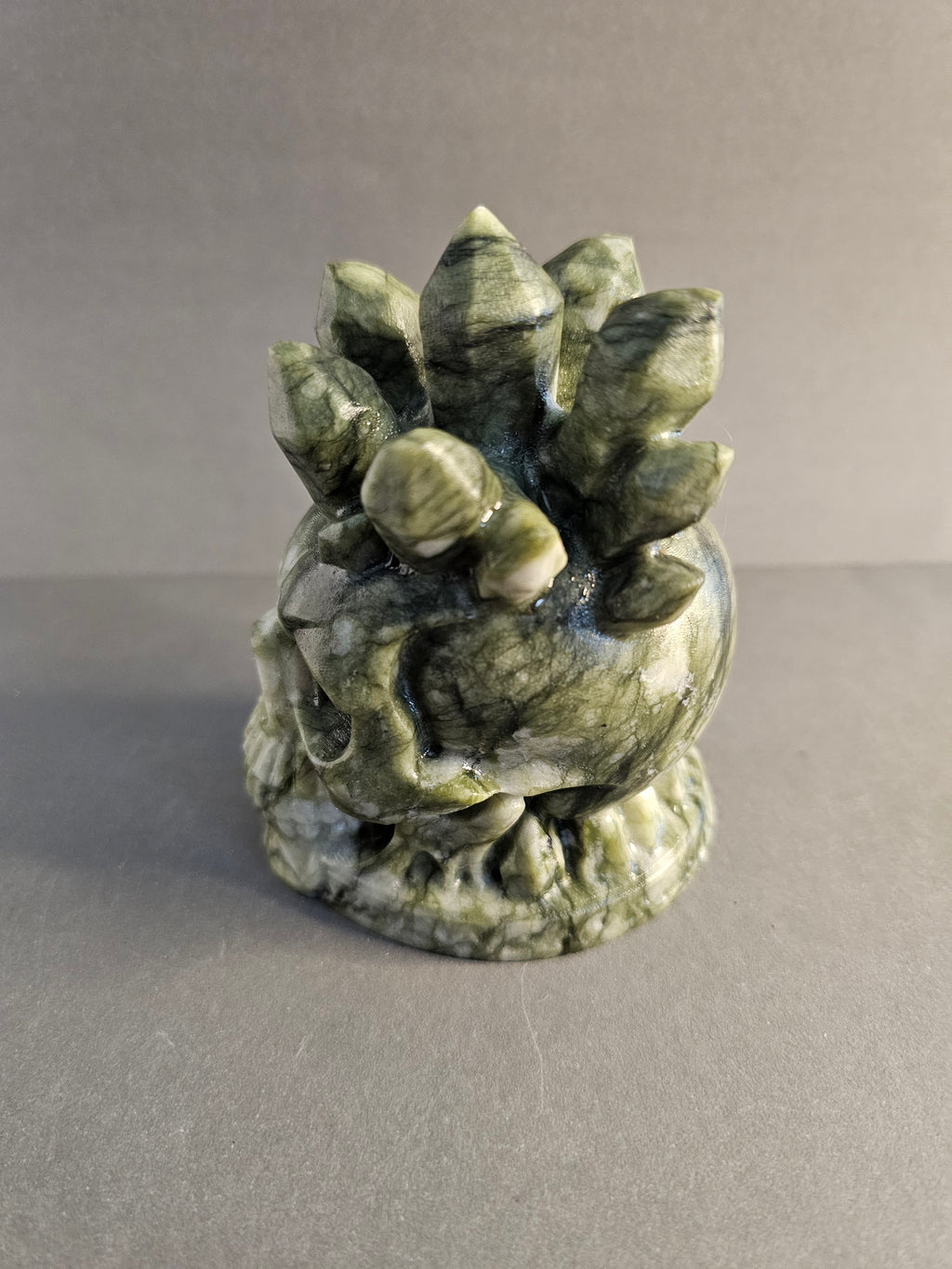 Yushu Jade Skull with Cluster Points – Growth & Wisdom Crystal Carving | 4 Inches