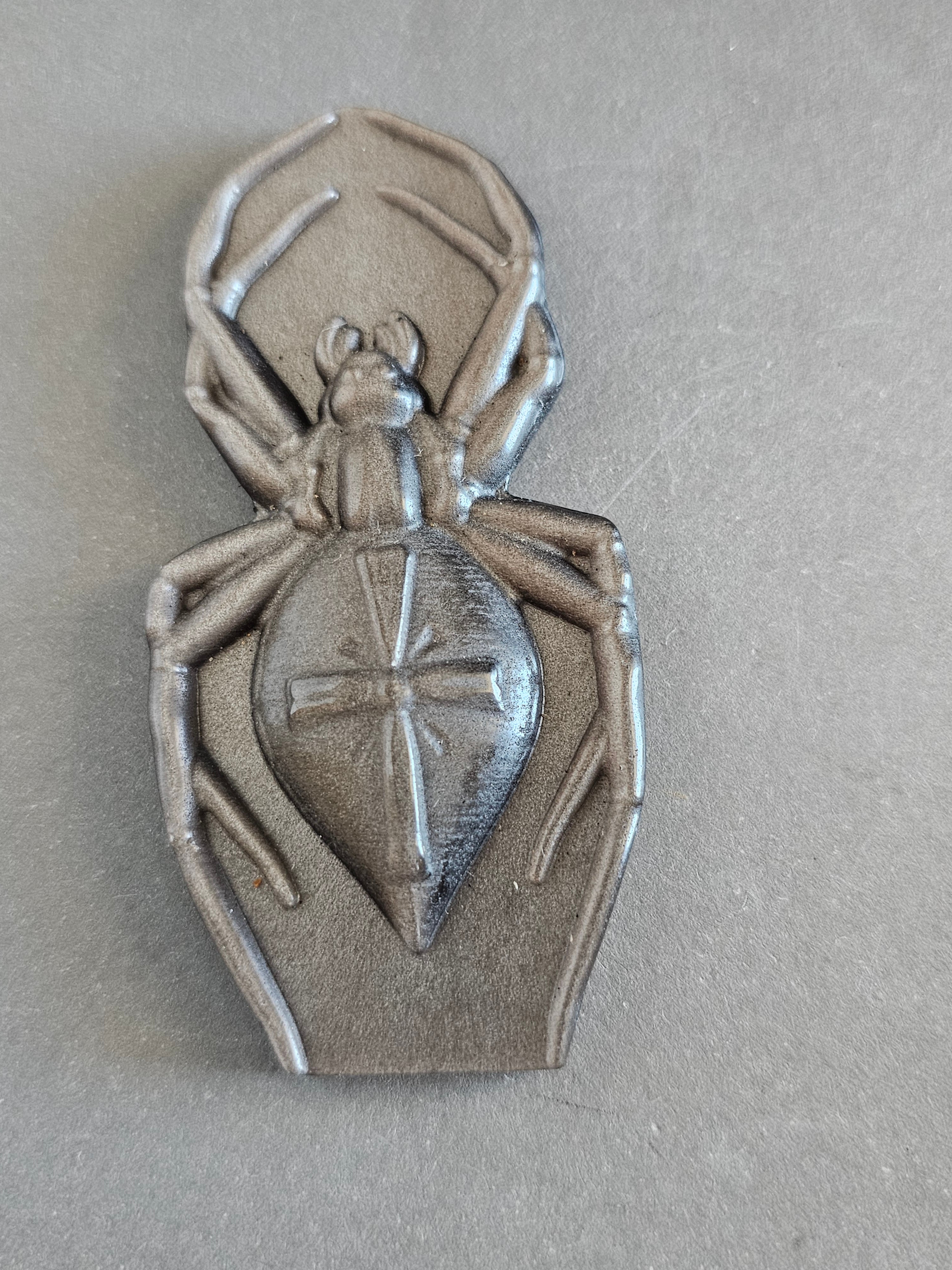 Long Obsidian Spider – Silver Sheen or Golden Obsidian | 3.5 Inches