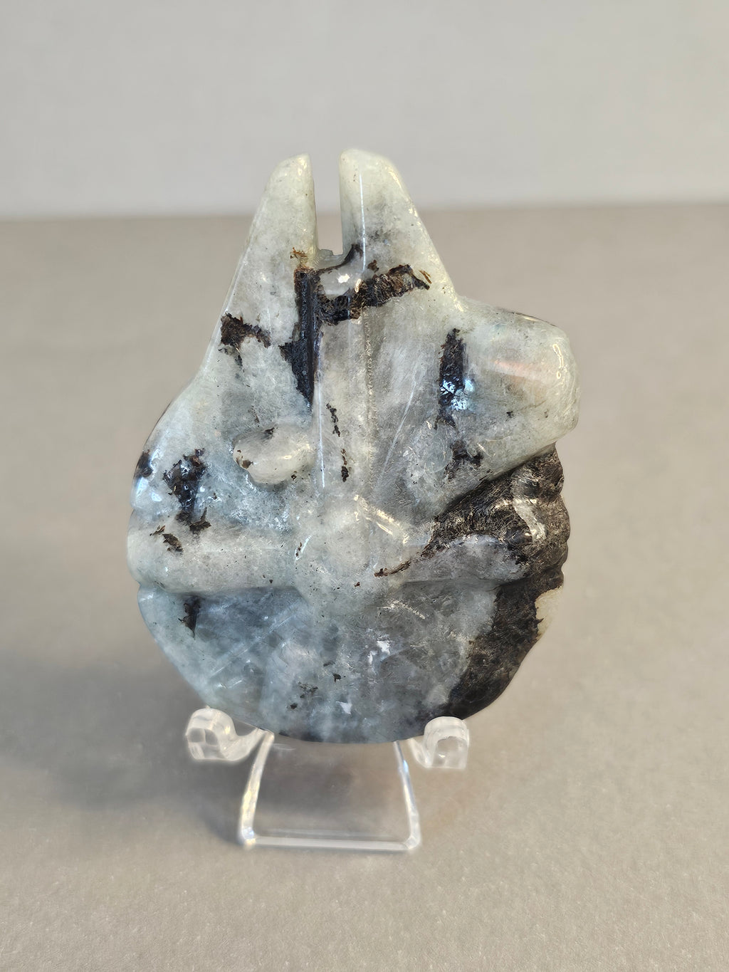 Labradorite Millennium Falcon – Iconic Sci-Fi Crystal Carving | 2.5 Inches