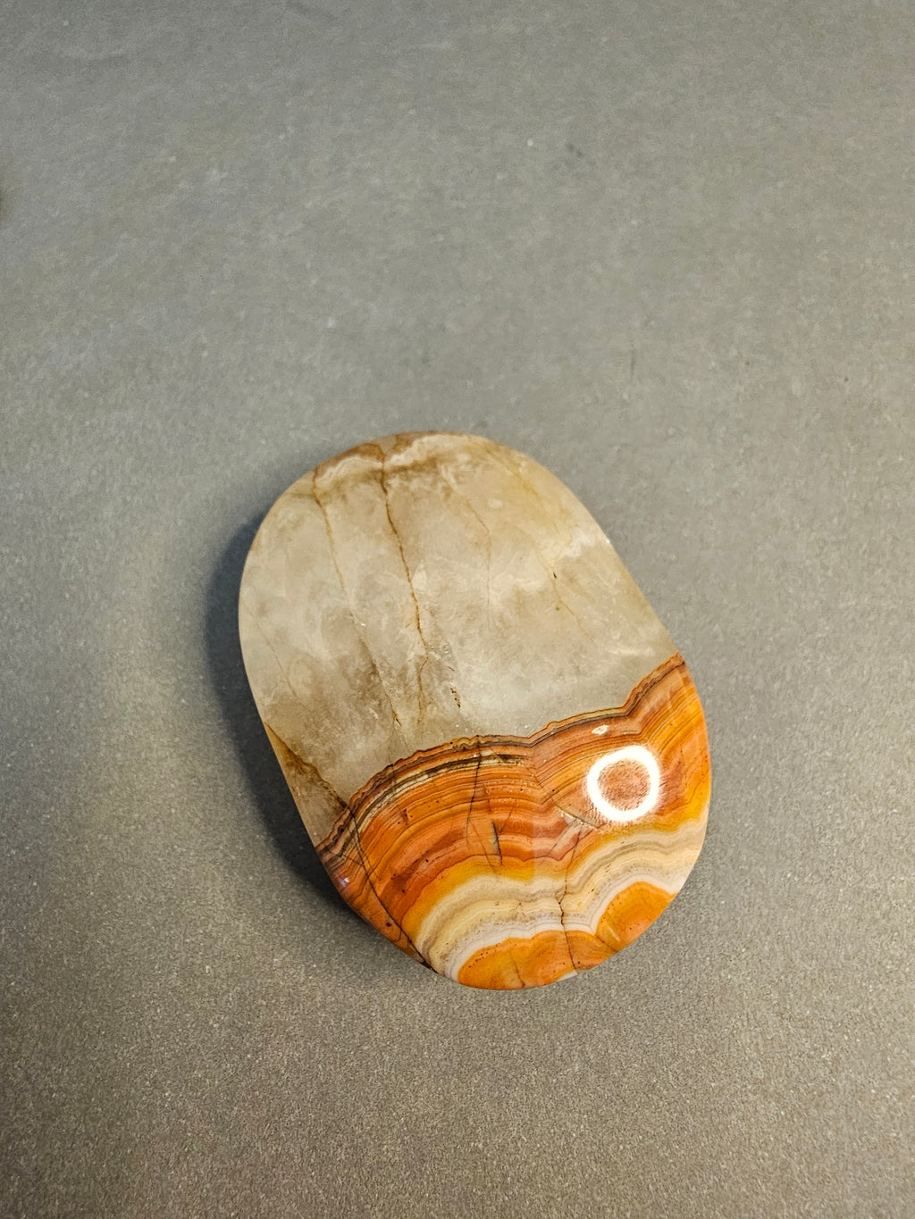 Lace Agate Skull Palm Stone – Calming Crystal Carving | 2.75 Inches