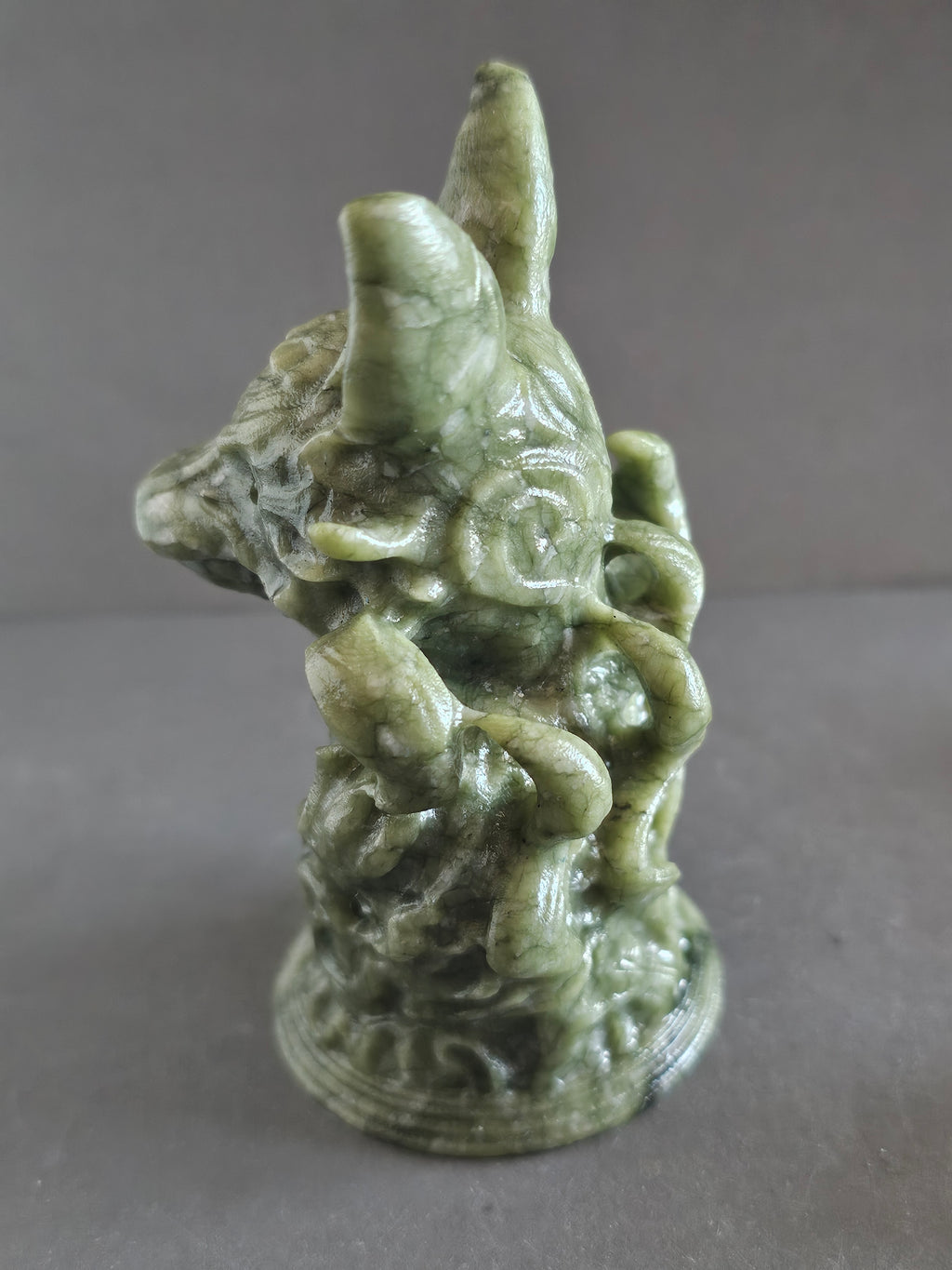 Jade Fantasy Wolf Bust – 4” Tall | Protection, Intuition & Guardian Spirit Crystal